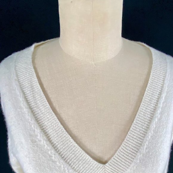 J crew V neck 100% Cashmere - Picture 6 of 12